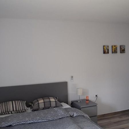 Apartments Scirenica Baska  Luaran gambar